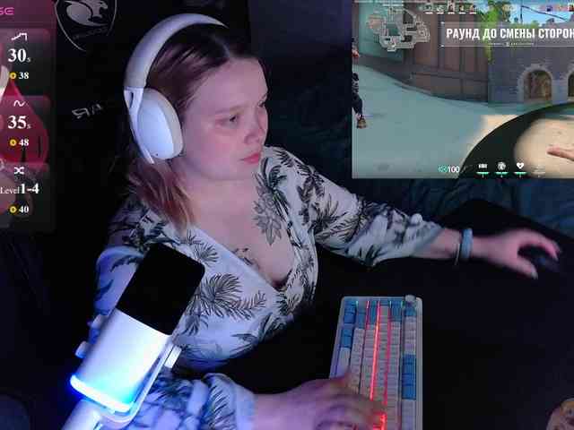 AlinaAdams webcam