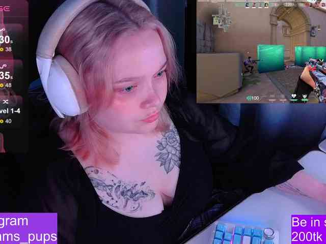 AlinaAdams webcam