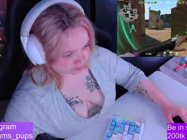 AlinaAdams webcam