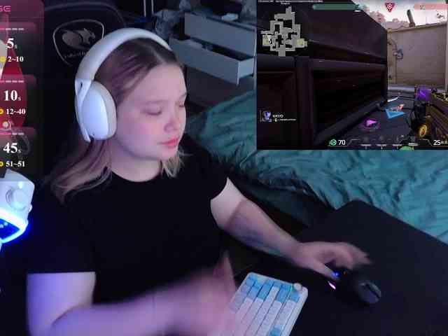 AlinaAdams webcam