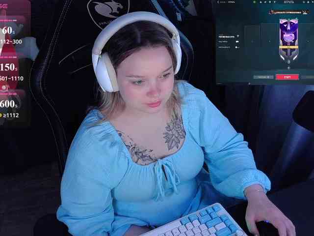 AlinaAdams webcam