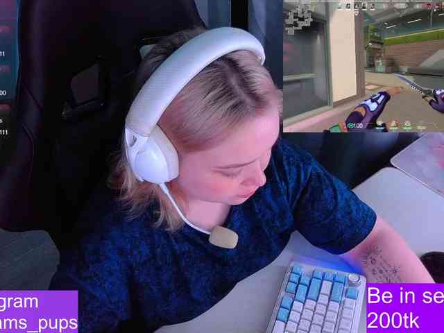 AlinaAdams webcam