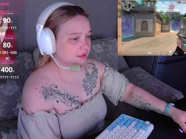 AlinaAdams webcam