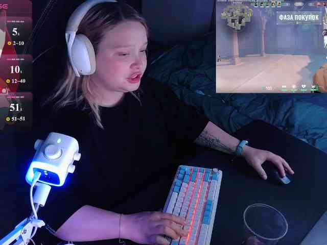 AlinaAdams webcam