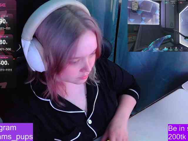 AlinaAdams webcam