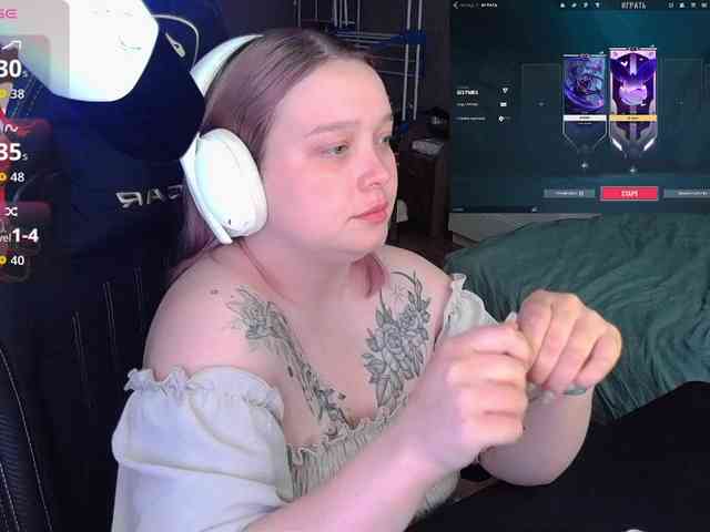 AlinaAdams webcam