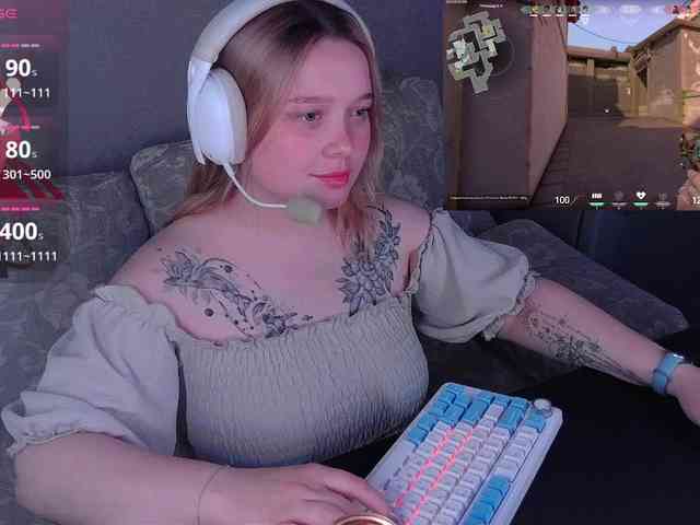 AlinaAdams webcam