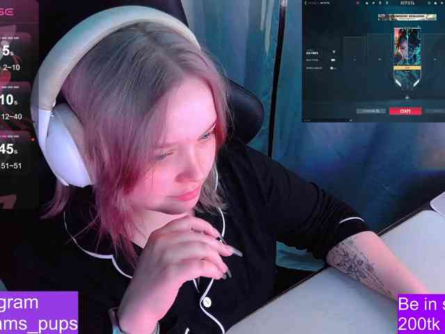 AlinaAdams webcam