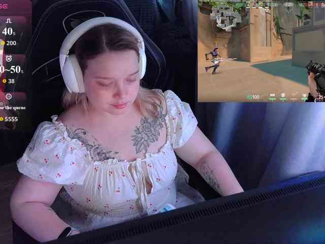 AlinaAdams webcam