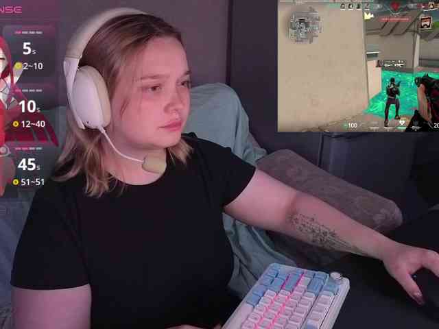 AlinaAdams webcam