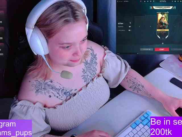 AlinaAdams webcam