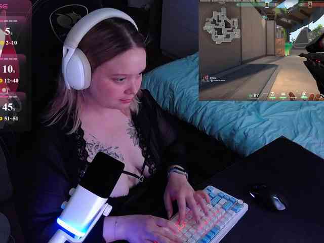 AlinaAdams webcam