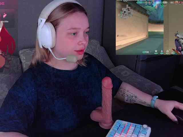 AlinaAdams webcam