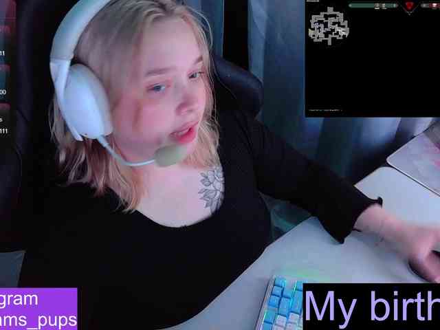 AlinaAdams webcam