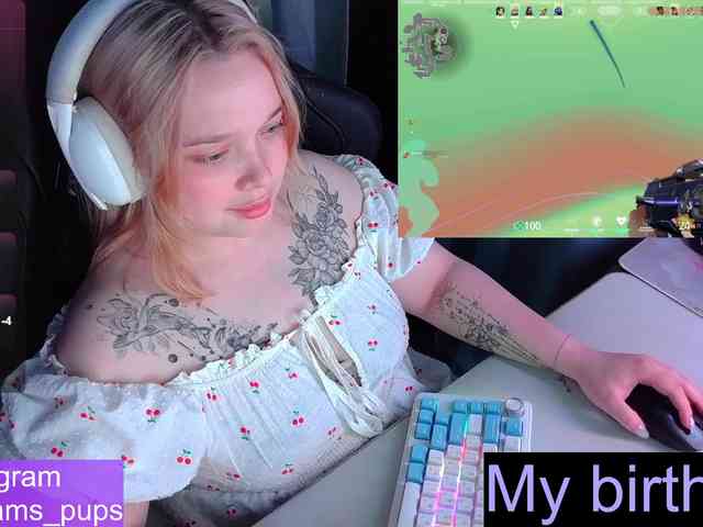 AlinaAdams webcam