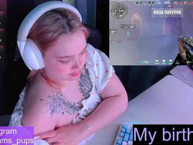AlinaAdams webcam
