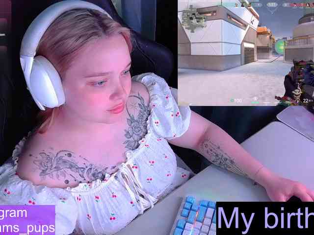 AlinaAdams webcam
