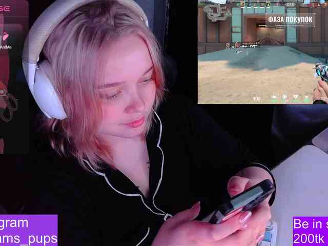 AlinaAdams webcam
