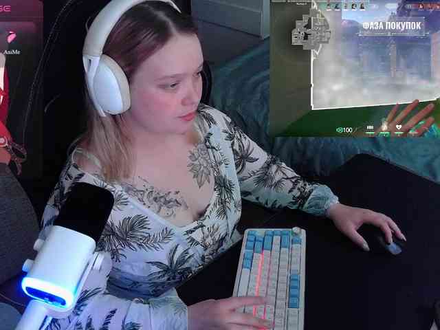 AlinaAdams webcam