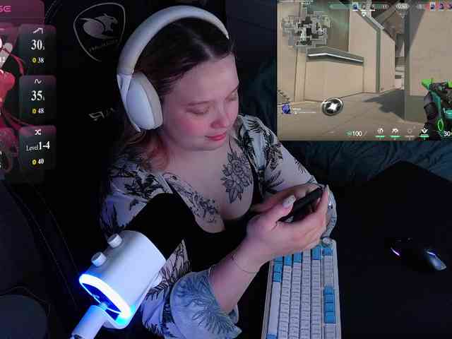 AlinaAdams webcam