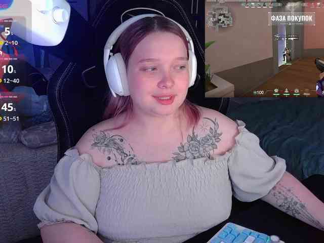 AlinaAdams webcam
