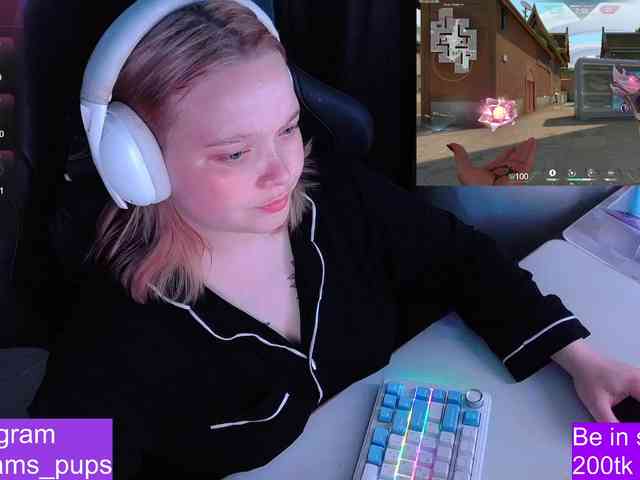 AlinaAdams webcam