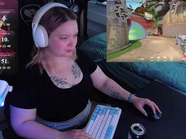 AlinaAdams webcam