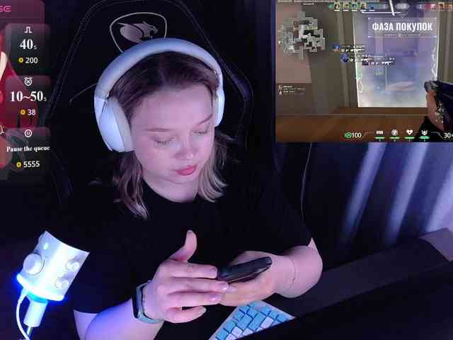 AlinaAdams webcam