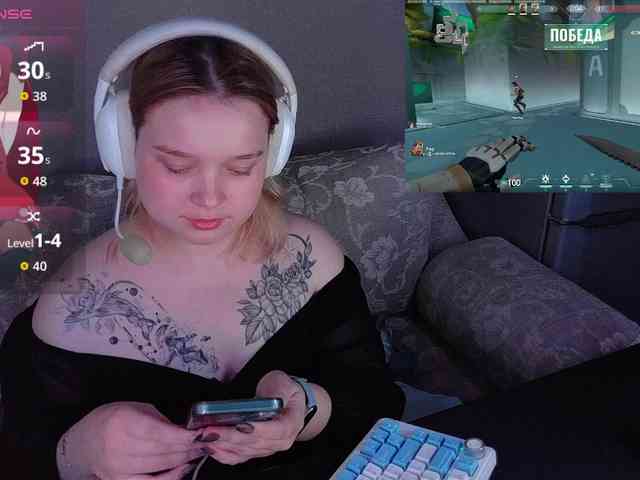 AlinaAdams AlinaAdams