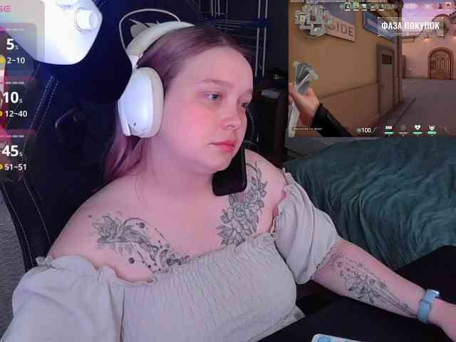 AlinaAdams webcam