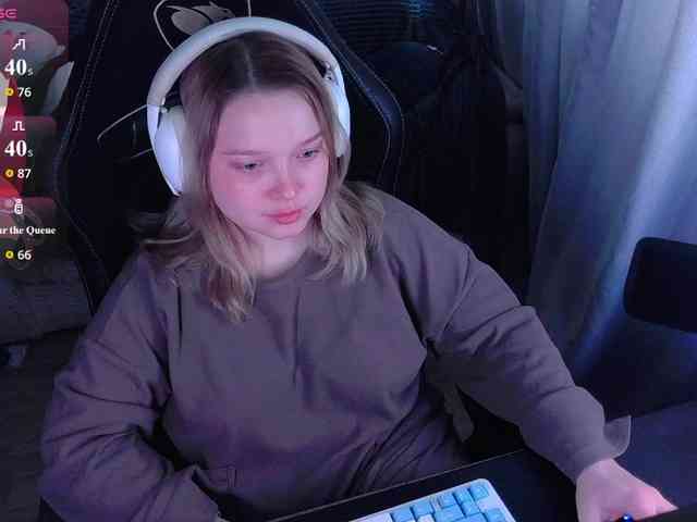 AlinaAdams webcam