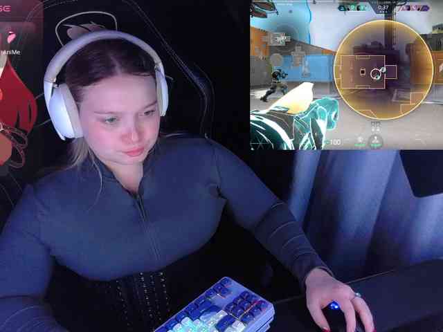 AlinaAdams webcam