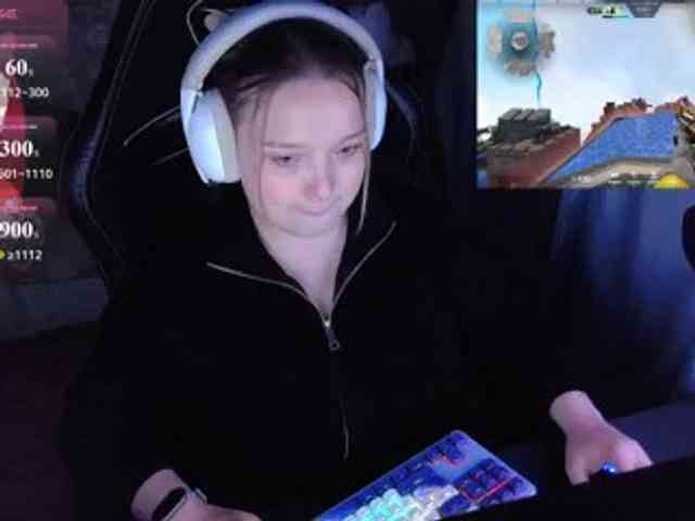 AlinaAdams webcam