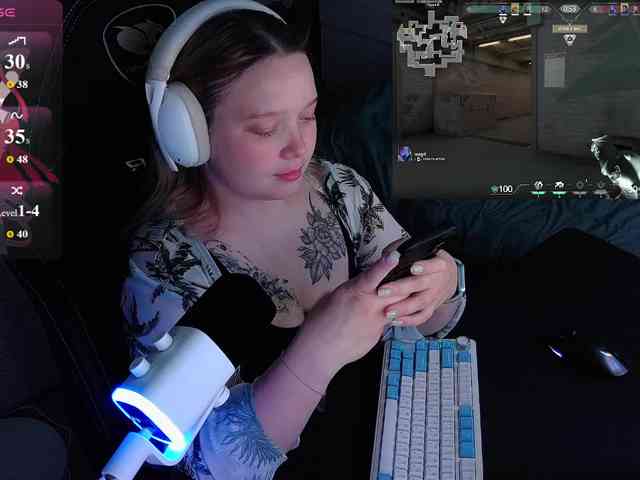 AlinaAdams webcam