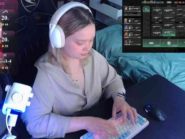 AlinaAdams webcam