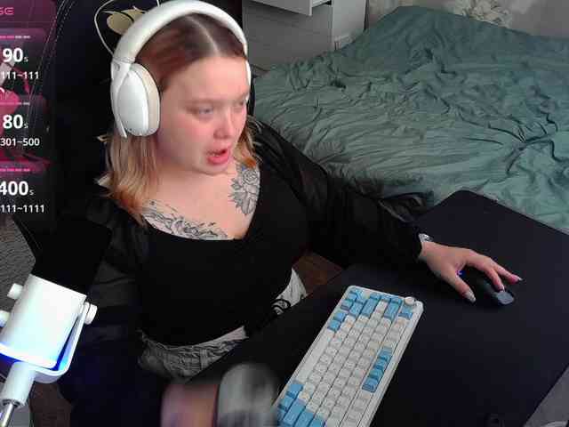 AlinaAdams webcam