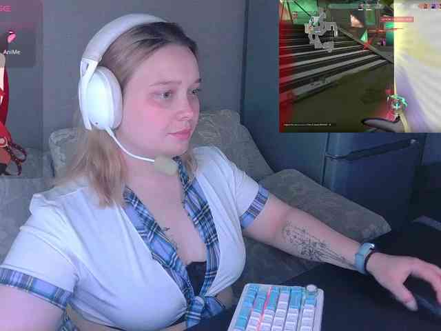 AlinaAdams webcam