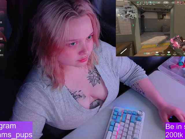 AlinaAdams webcam