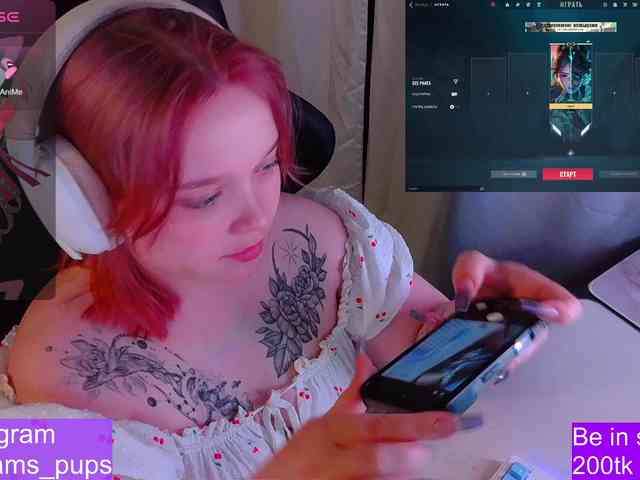 AlinaAdams webcam