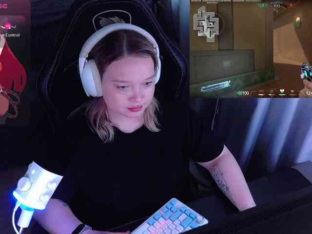 AlinaAdams webcam