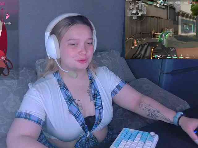 AlinaAdams webcam