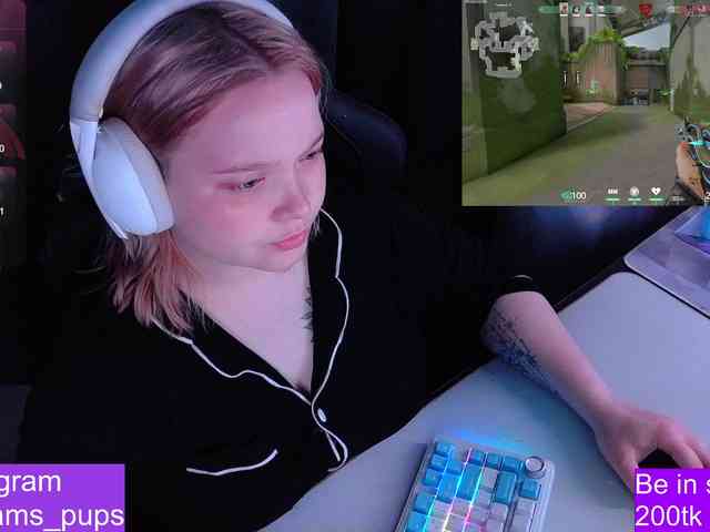 AlinaAdams webcam