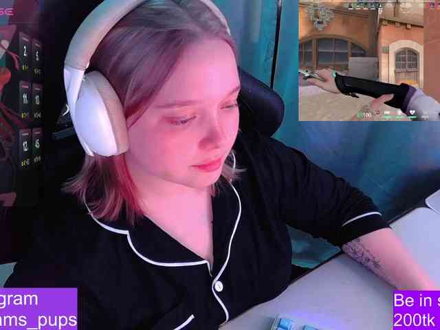 AlinaAdams webcam
