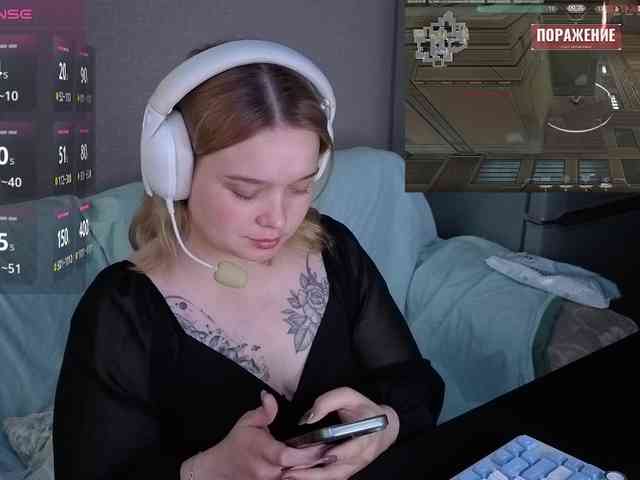 AlinaAdams webcam