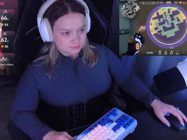 AlinaAdams webcam