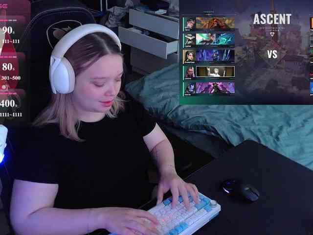 AlinaAdams webcam