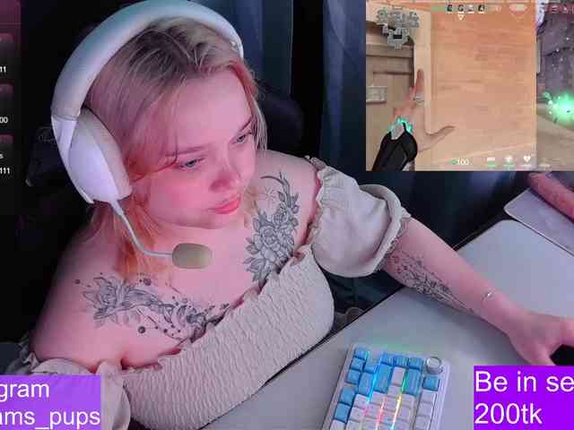 AlinaAdams webcam