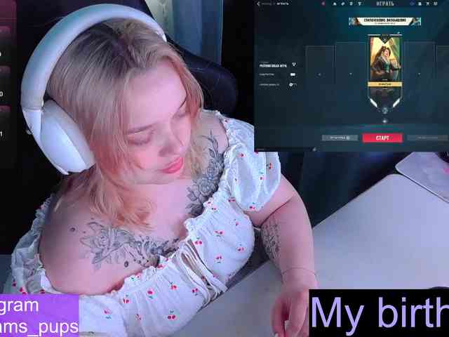 AlinaAdams webcam