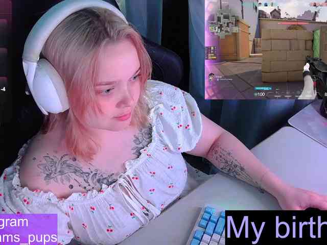 AlinaAdams webcam