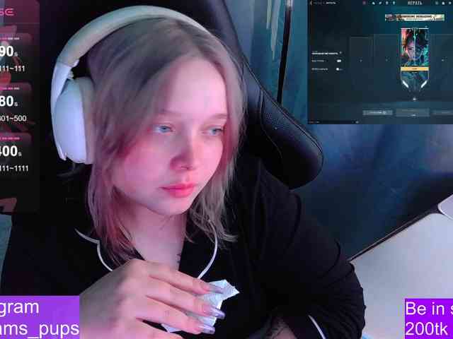 AlinaAdams webcam